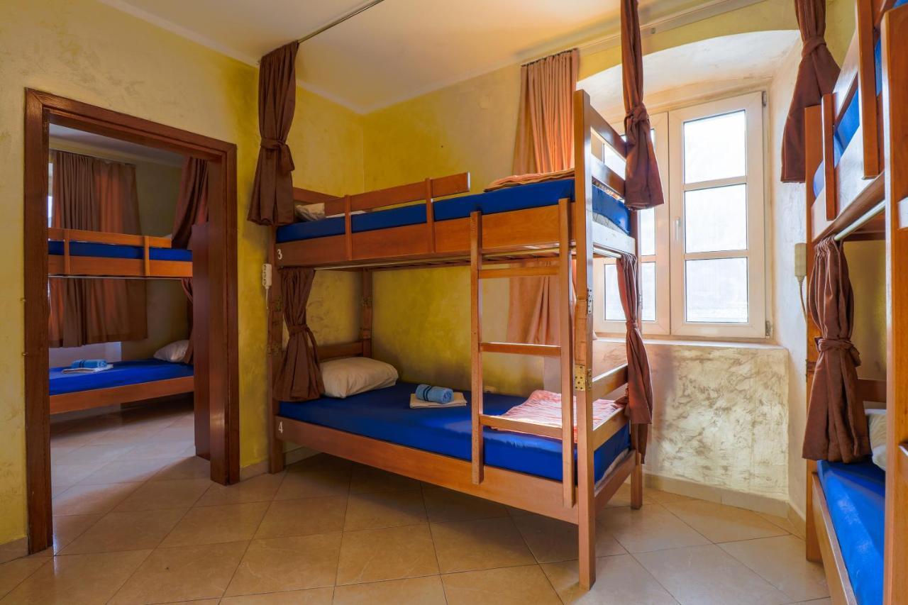 Montenegro Hostel 4U Kotor Bagian luar foto