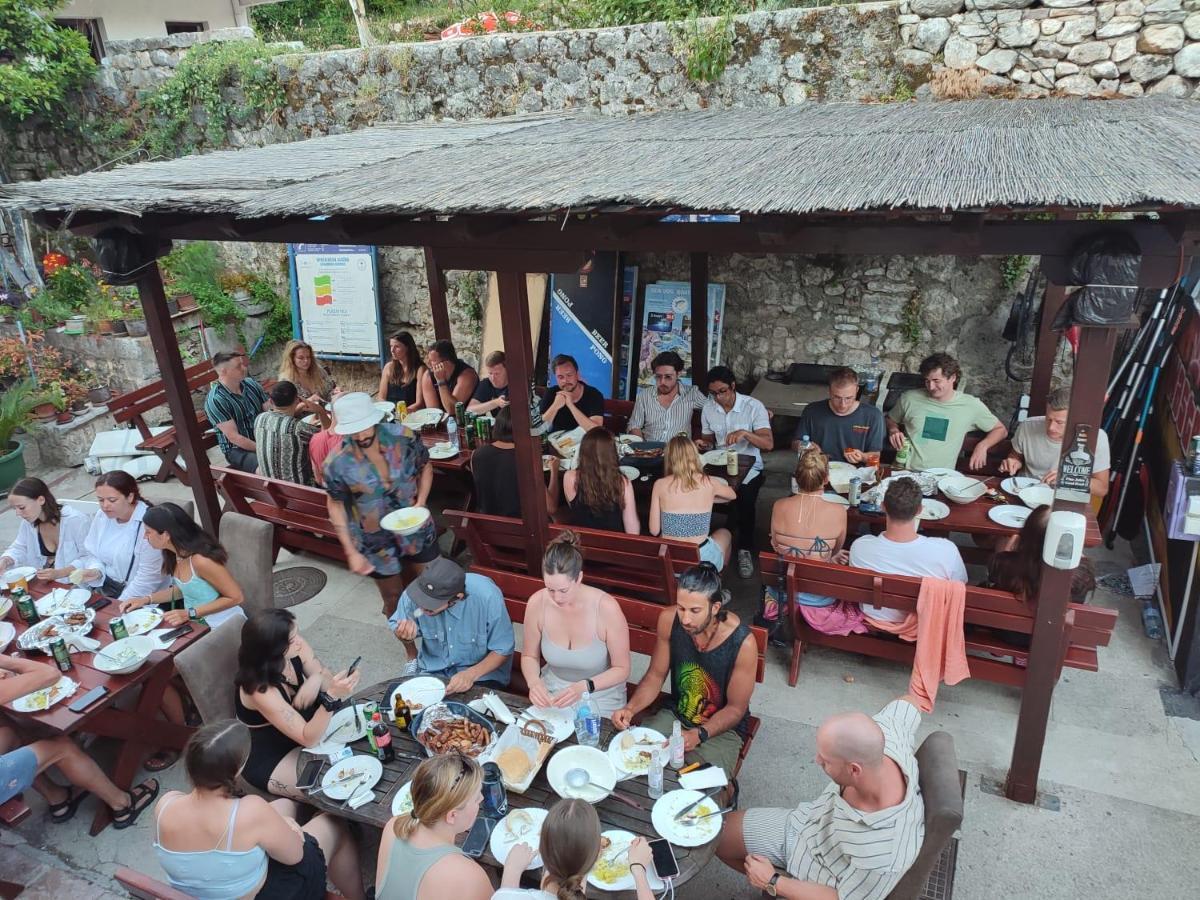 Montenegro Hostel 4U Kotor Bagian luar foto